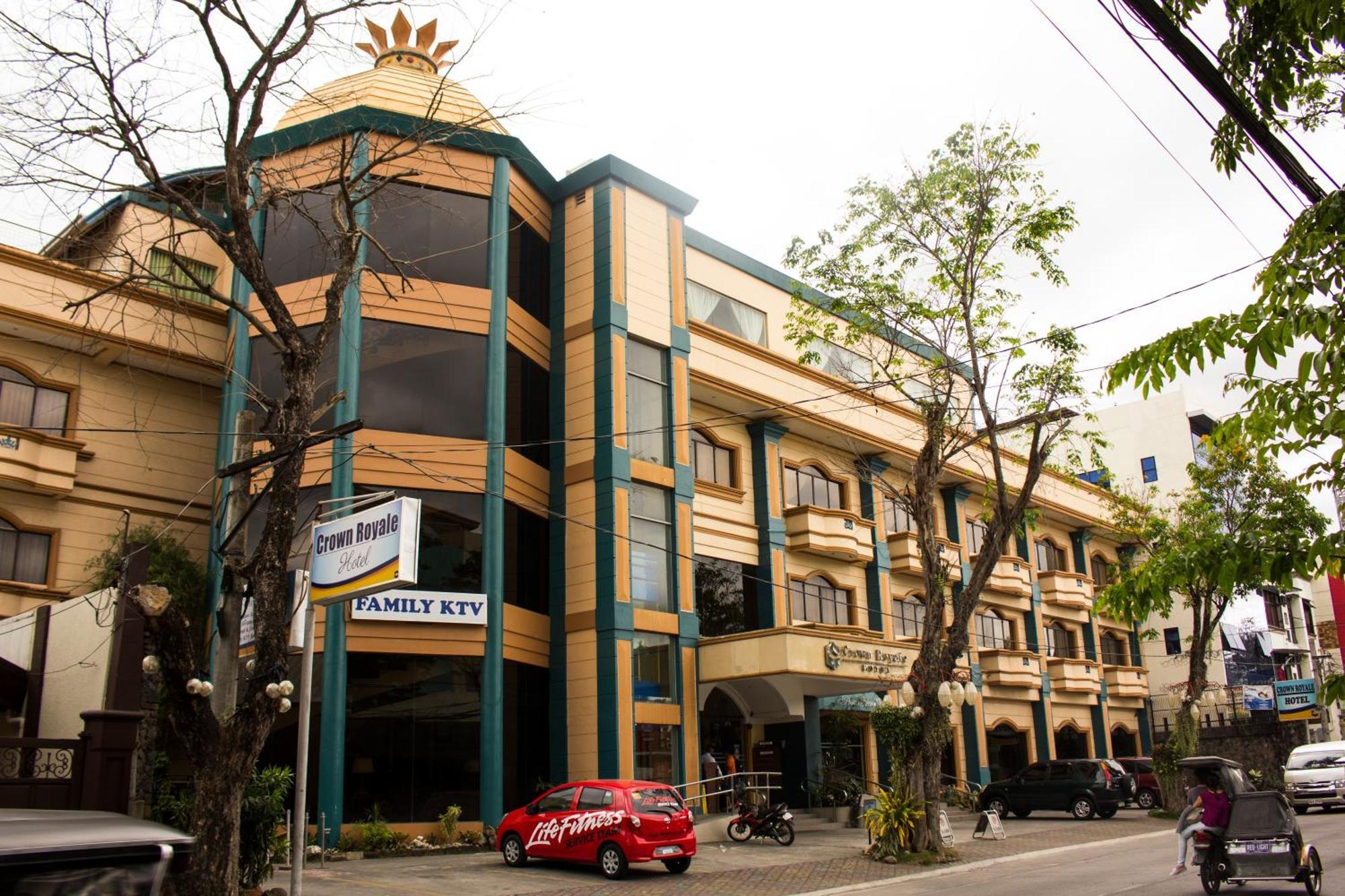 皇冠皇家酒店 Balanga 外观 照片